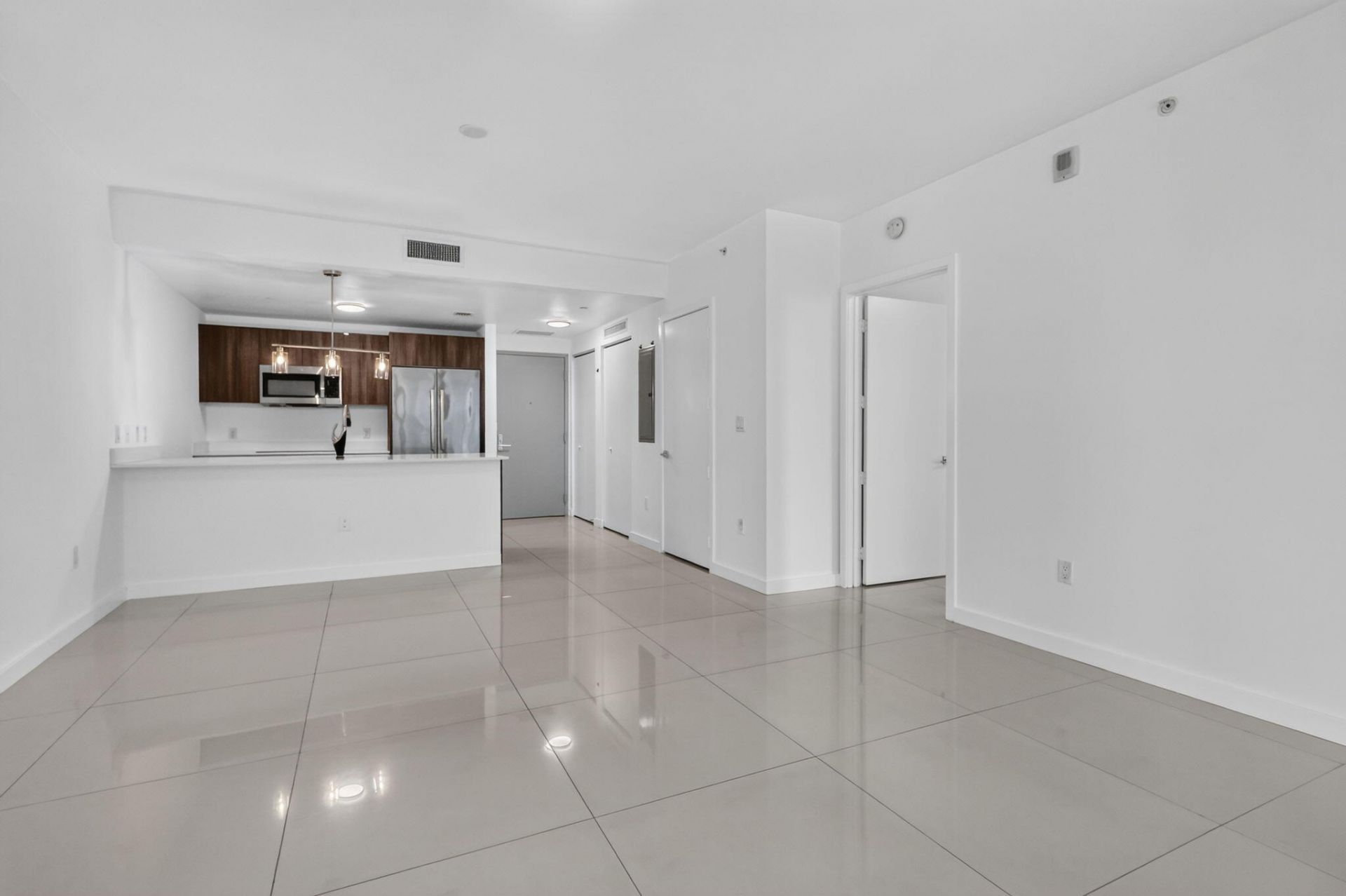 488 NE 18th Street, Unit 807, Miami, FL 33132 Photo
