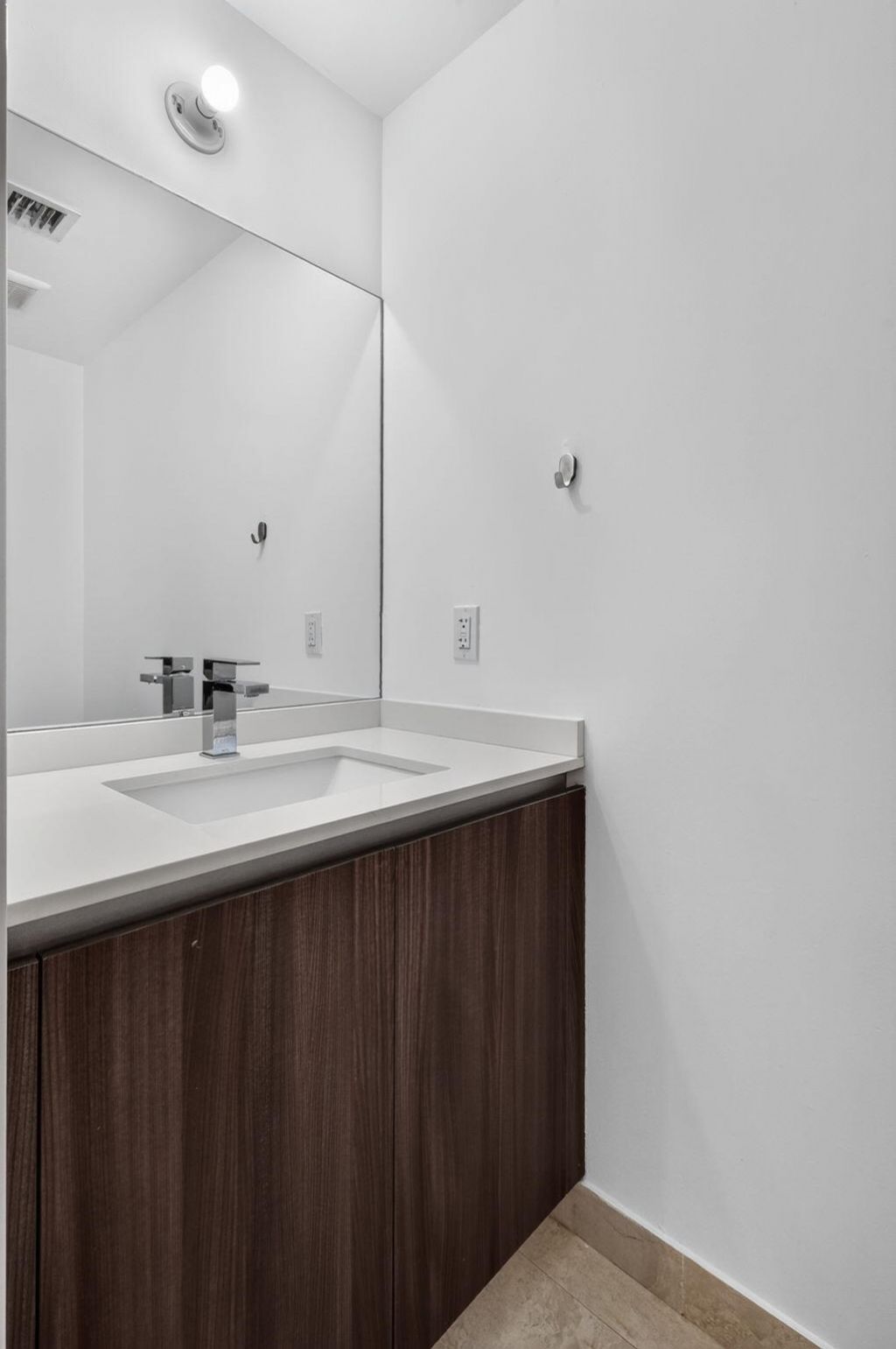 488 NE 18th Street, Unit 807, Miami, FL 33132 Photo