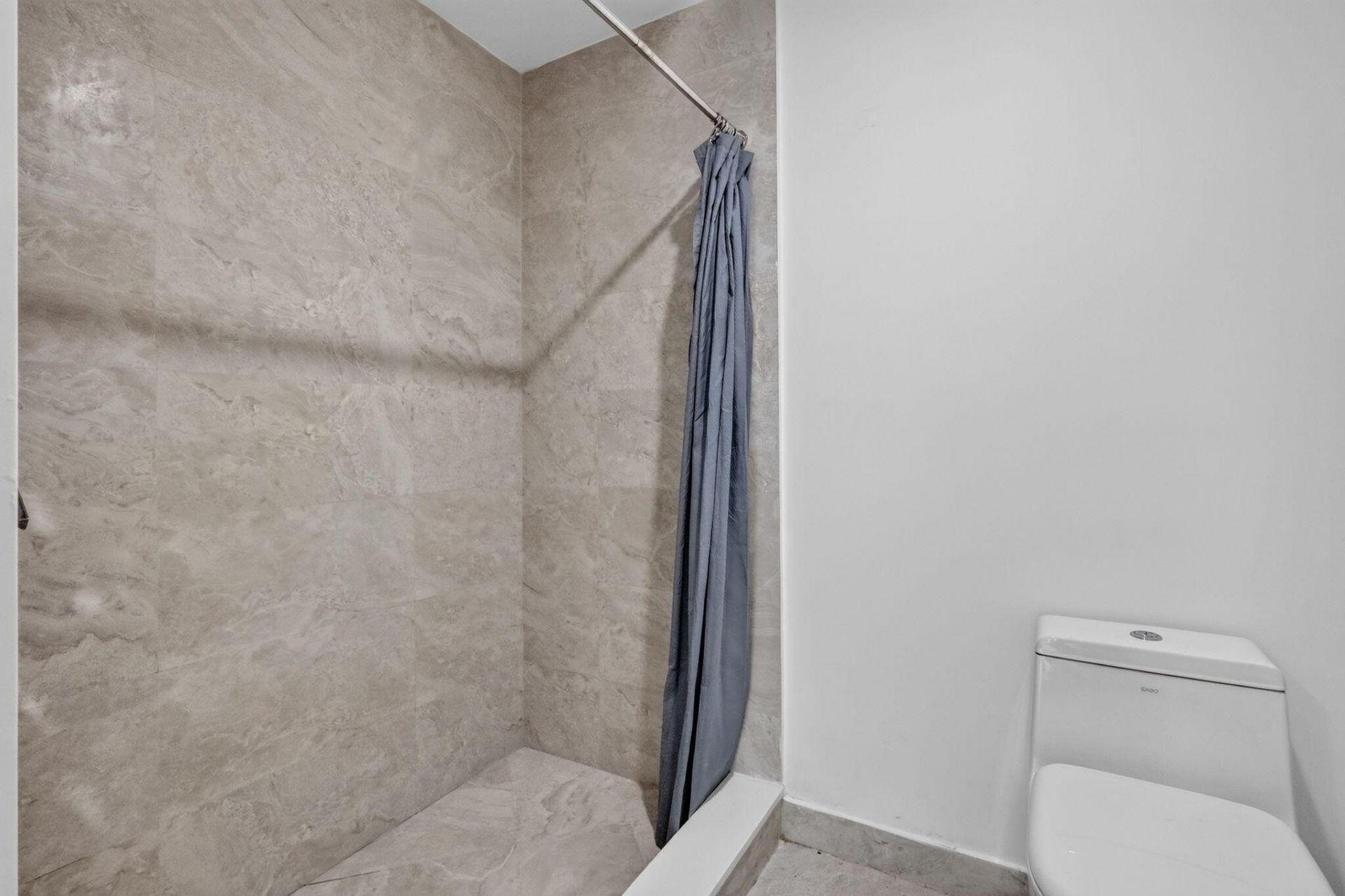 488 NE 18th Street, Unit 807, Miami, FL 33132 Photo