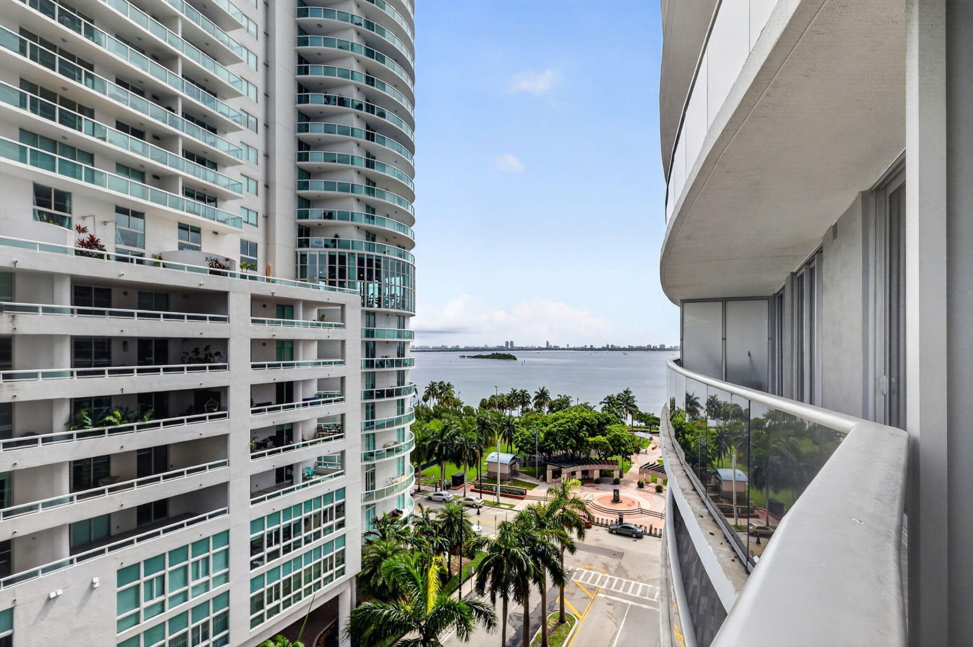 488 NE 18th Street, Unit 807, Miami, FL 33132 Photo