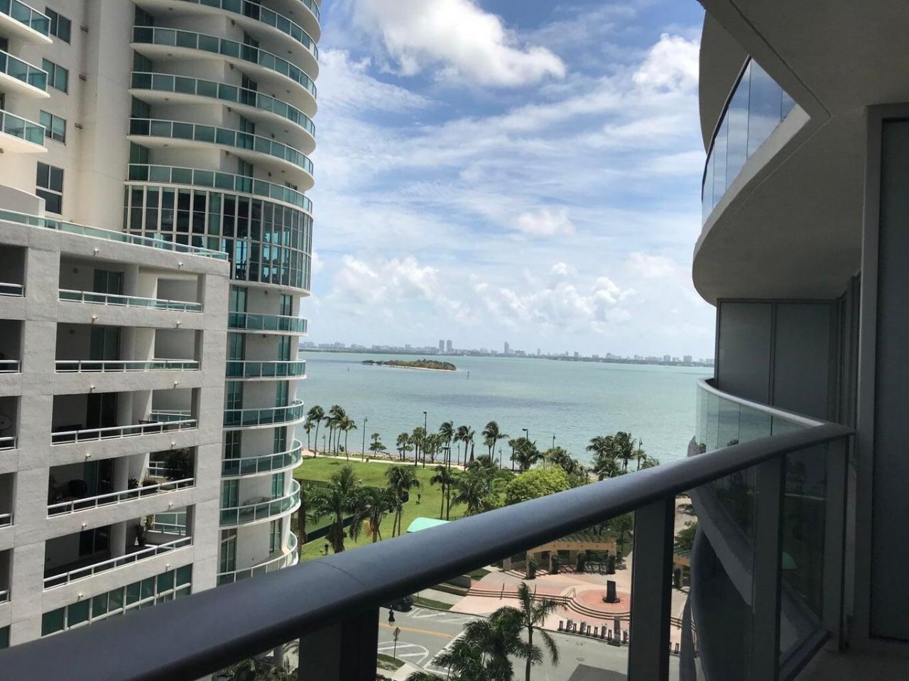 488 NE 18th Street, Unit 807, Miami, FL 33132 Photo