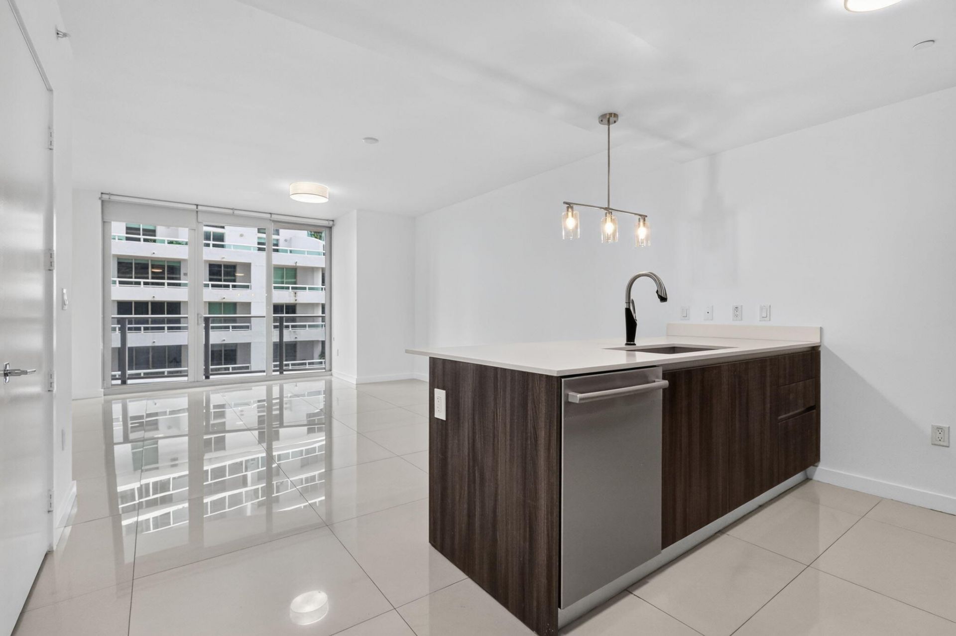 488 NE 18th Street, Unit 807, Miami, FL 33132 Photo