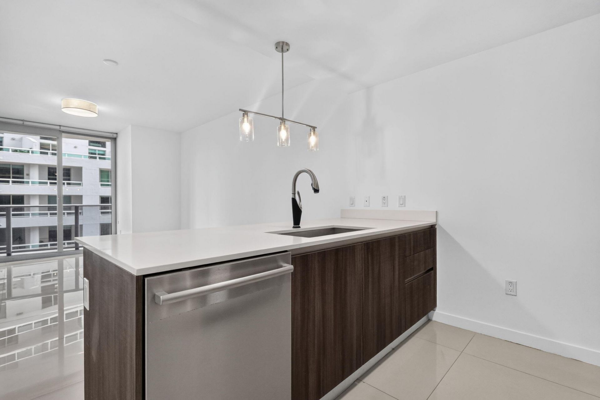 488 NE 18th Street, Unit 807, Miami, FL 33132 Photo