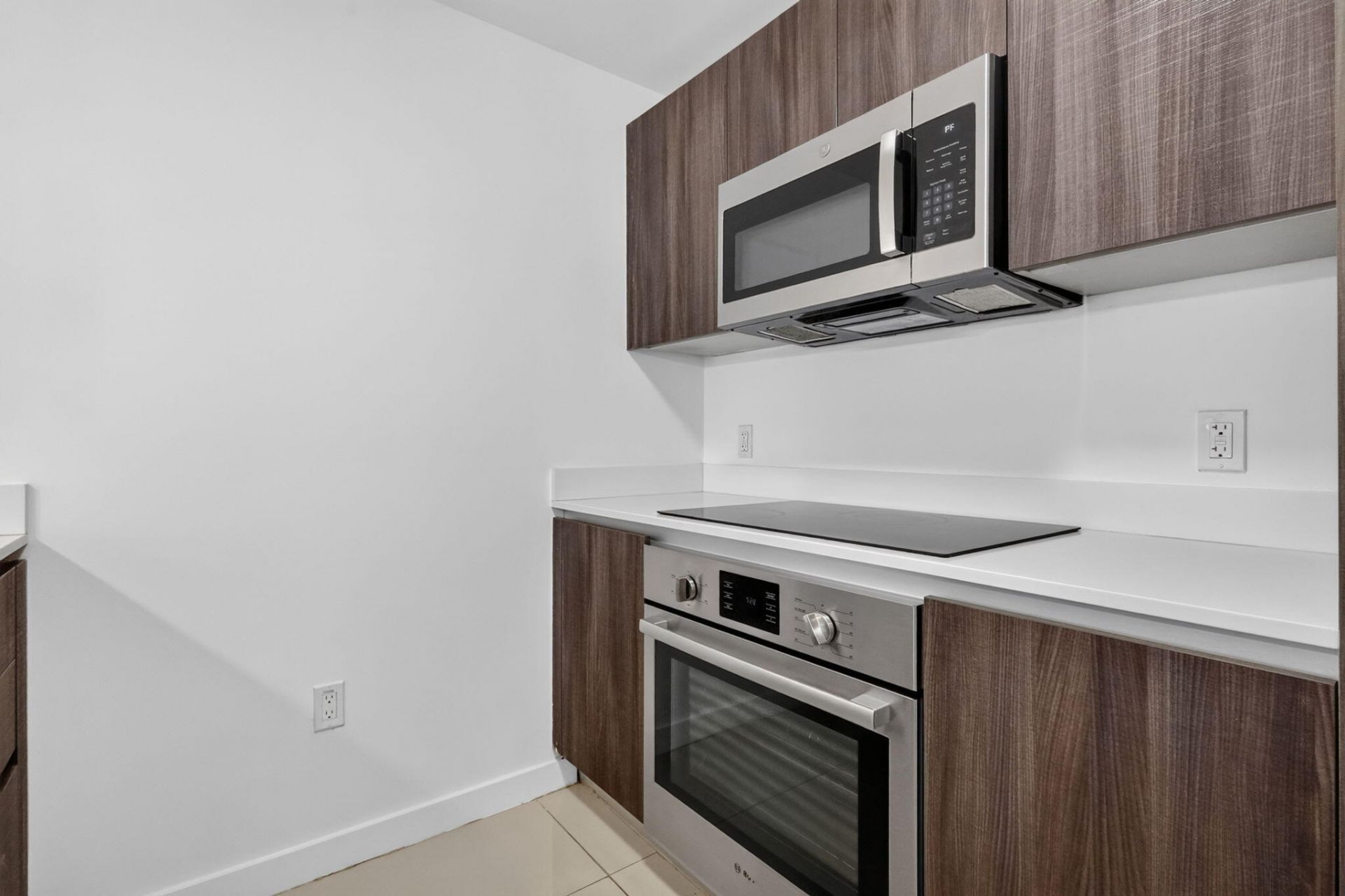 488 NE 18th Street, Unit 807, Miami, FL 33132 Photo