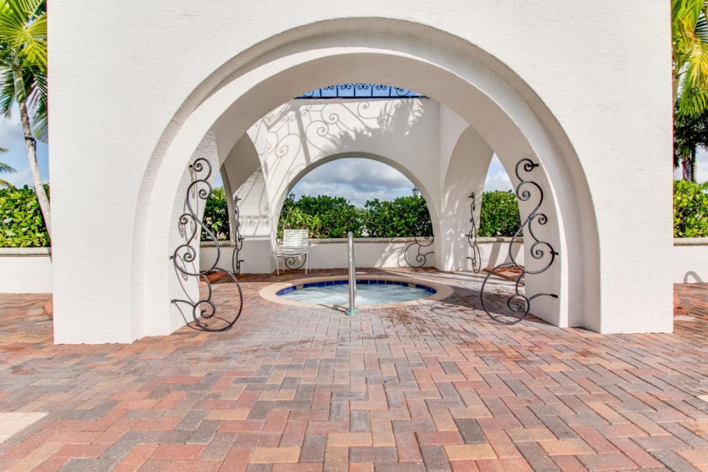 9019 Alexandra Circle, Wellington, FL 33414 Photo