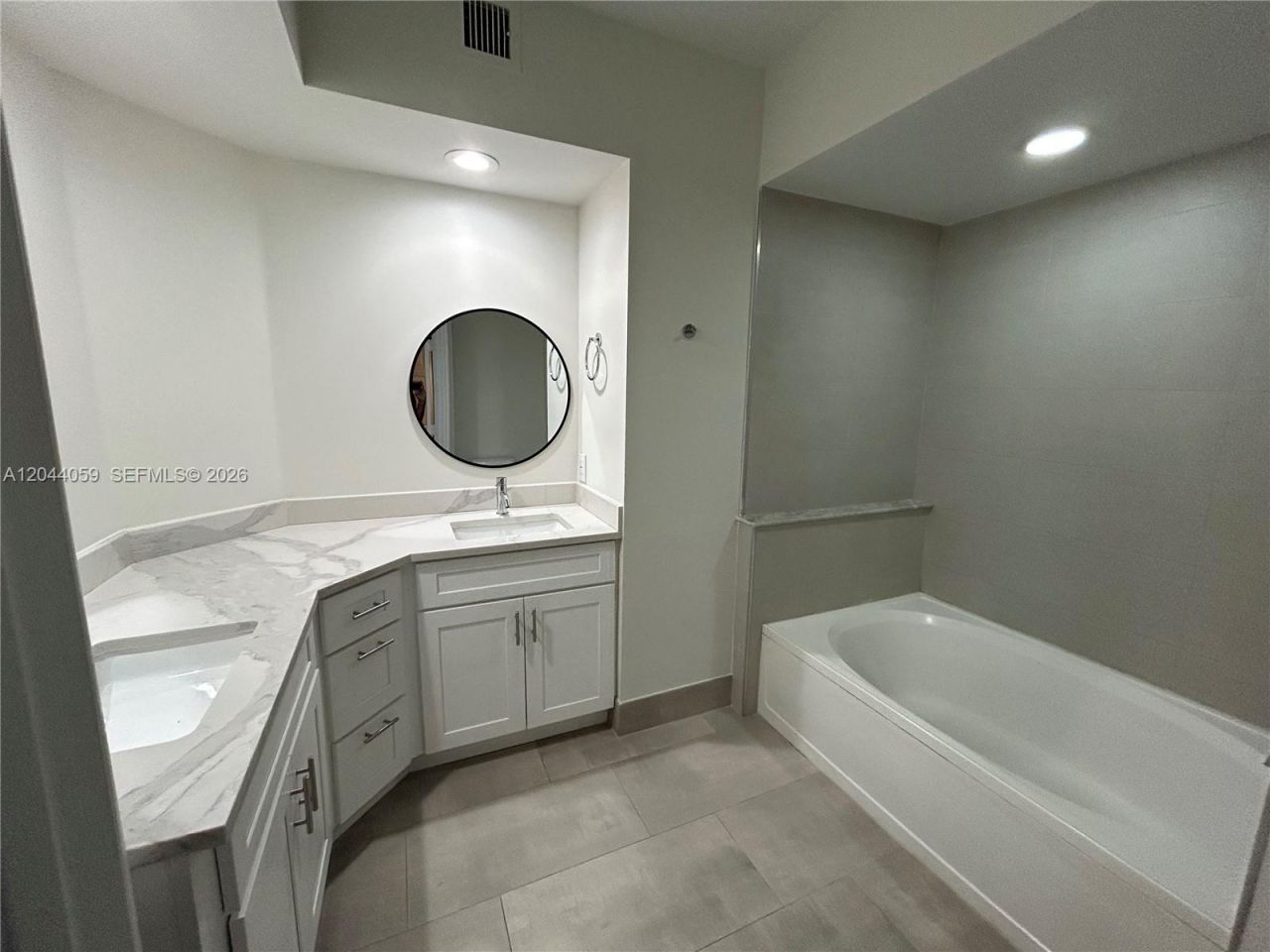 3225 NE 184th St, Unit 10106, Aventura, FL 33160 Photo
