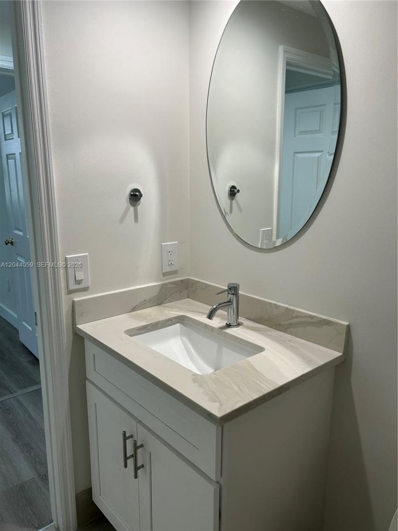 3225 NE 184th St, Unit 10106, Aventura, FL 33160 Photo