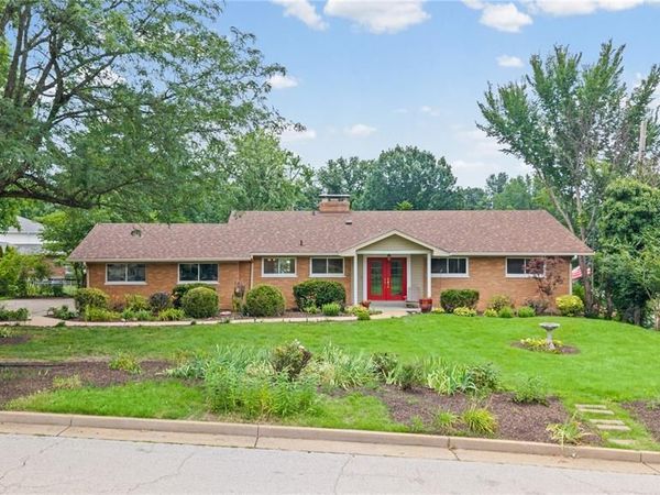 9853 Richter Lane, Crestwood, MO 63126