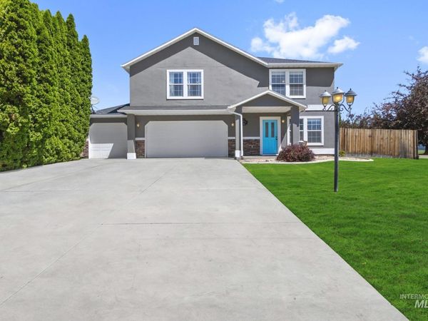 8056 E Mckenzre St, Nampa, ID 83687