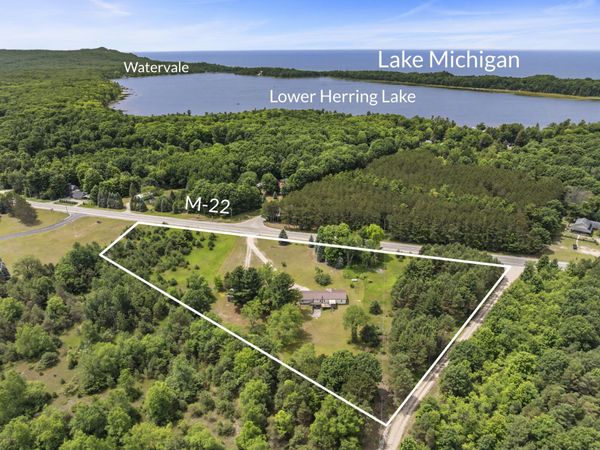 4247 S Scenic Highway, Frankfort, MI 49635