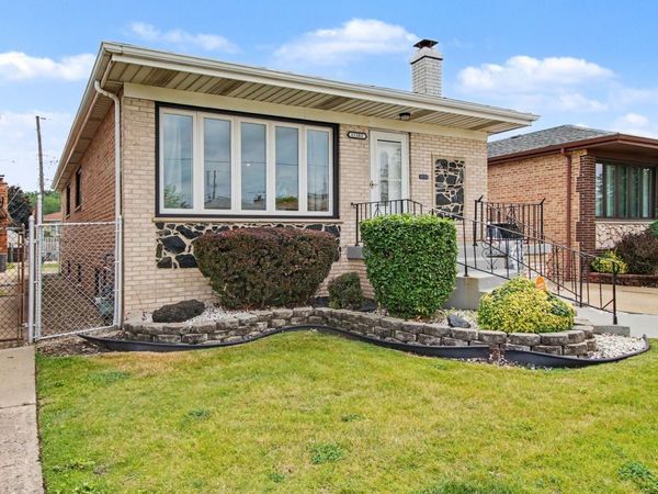 11503 S Avenue J , Chicago, IL 60617