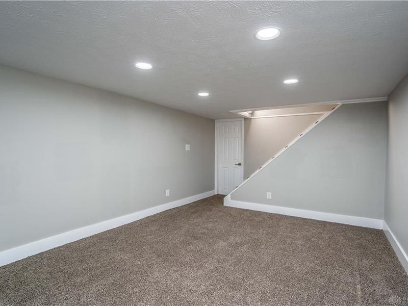 913 Charlotte Street, Hamilton, OH 45214 Photo 29