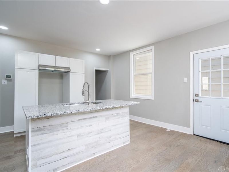 913 Charlotte Street, Hamilton, OH 45214 Photo 5