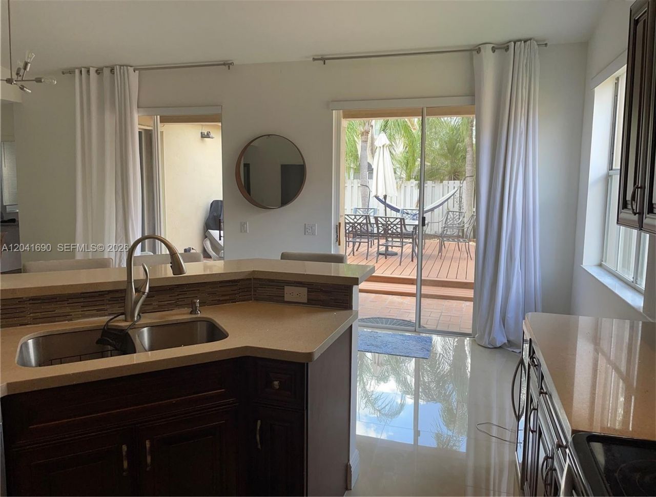 805 Falling Water Rd , Weston, FL 33326 Photo