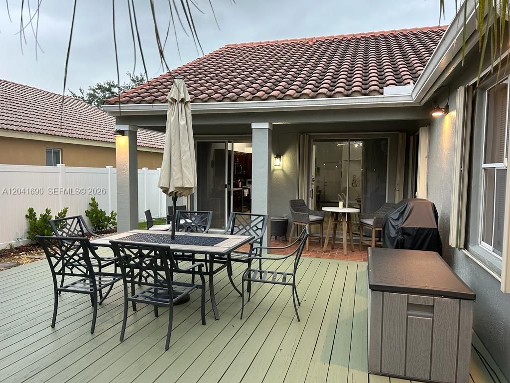 805 Falling Water Rd , Weston, FL 33326 Photo