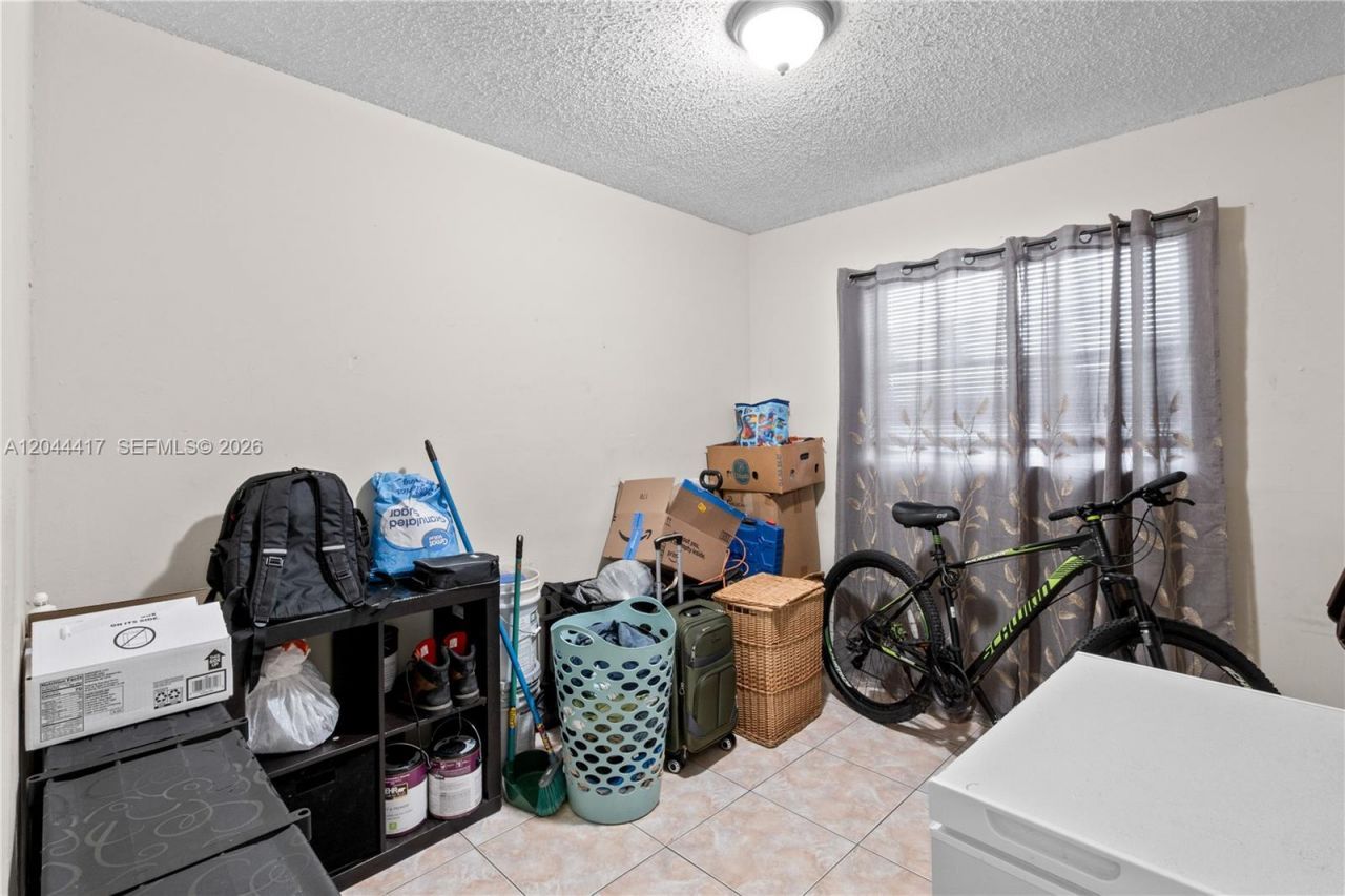 5631 NW 174th Dr, Miami Gardens, FL 33055 Photo
