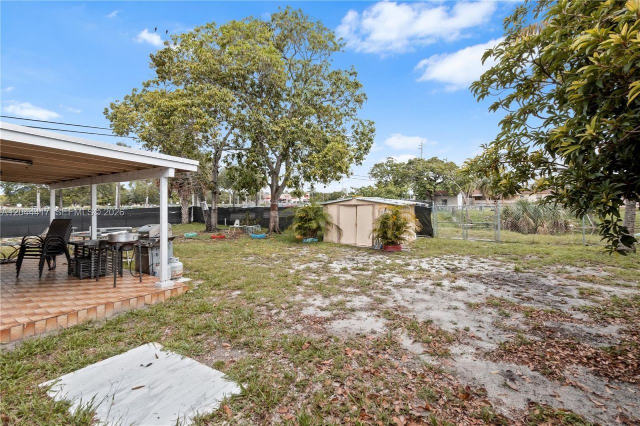 5631 NW 174th Dr, Miami Gardens, FL 33055 Photo
