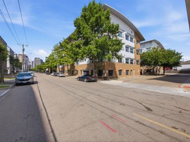 3015 Bryan Street, Unit 2F, Dallas, TX 75204