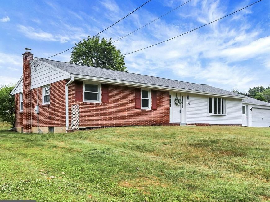597 Magaro Rd , Enola, PA 17025 Main Photo