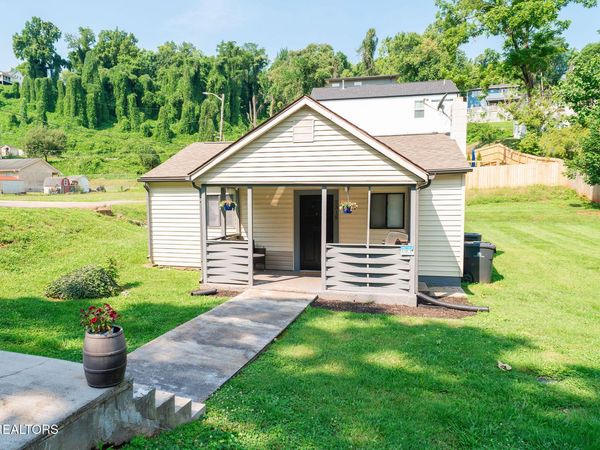 2315 Atchley St, Knoxville, TN 37920