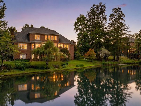 6 Ives Lake Road, Signal Mountain, TN 37377