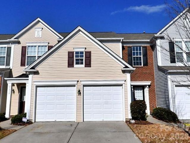 9032 Bishop Crest Lane, Charlotte, NC 28277 Main Photo