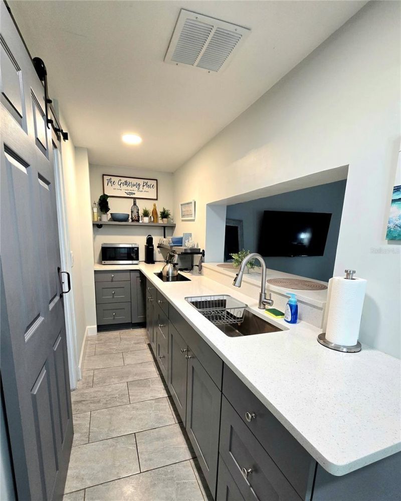 335 5th Avenue N, Saint Petersburg, FL 33701 Photo