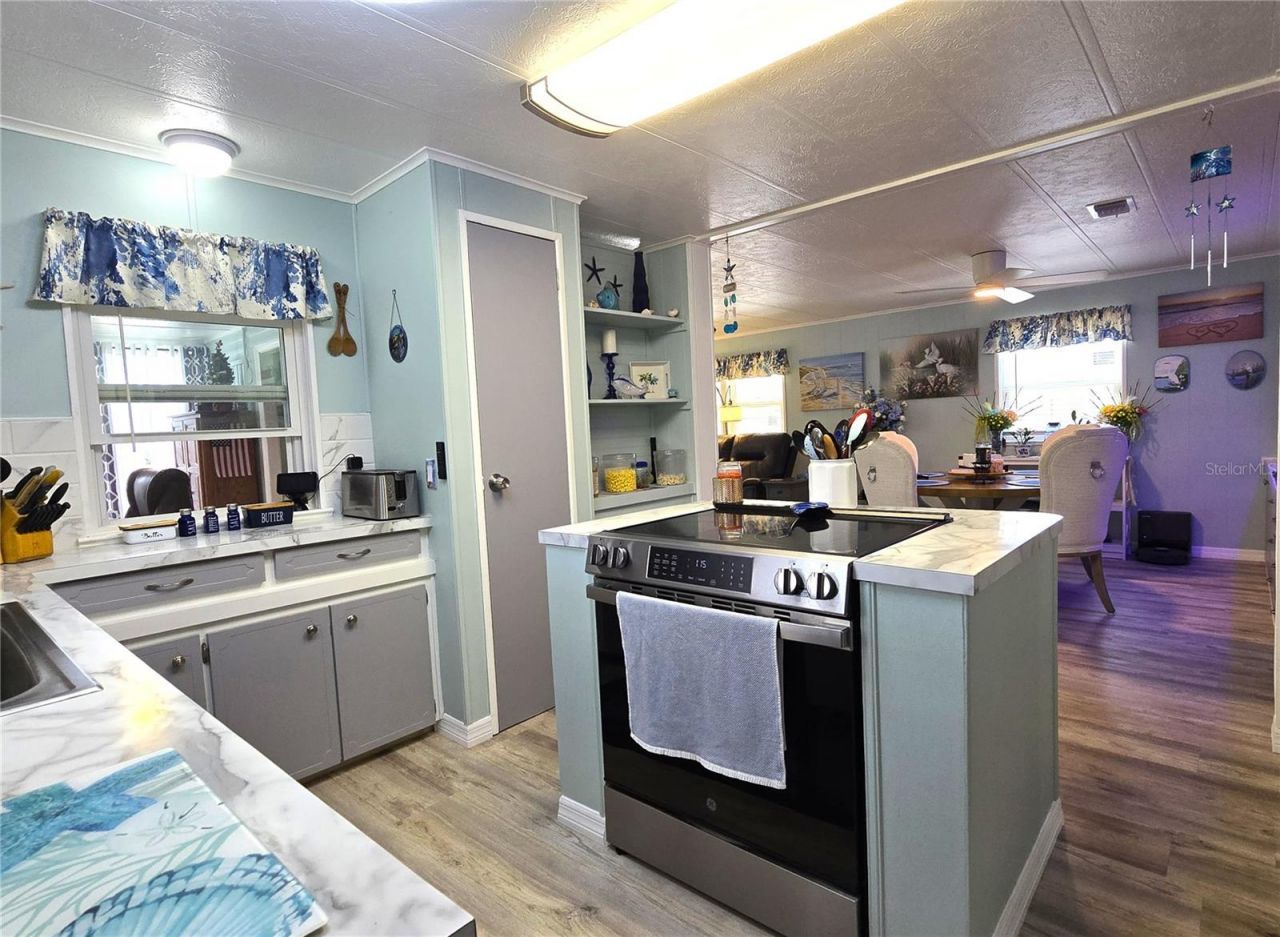 5619 Bayshore Road, Unit 435, Palmetto, FL 34221 Photo