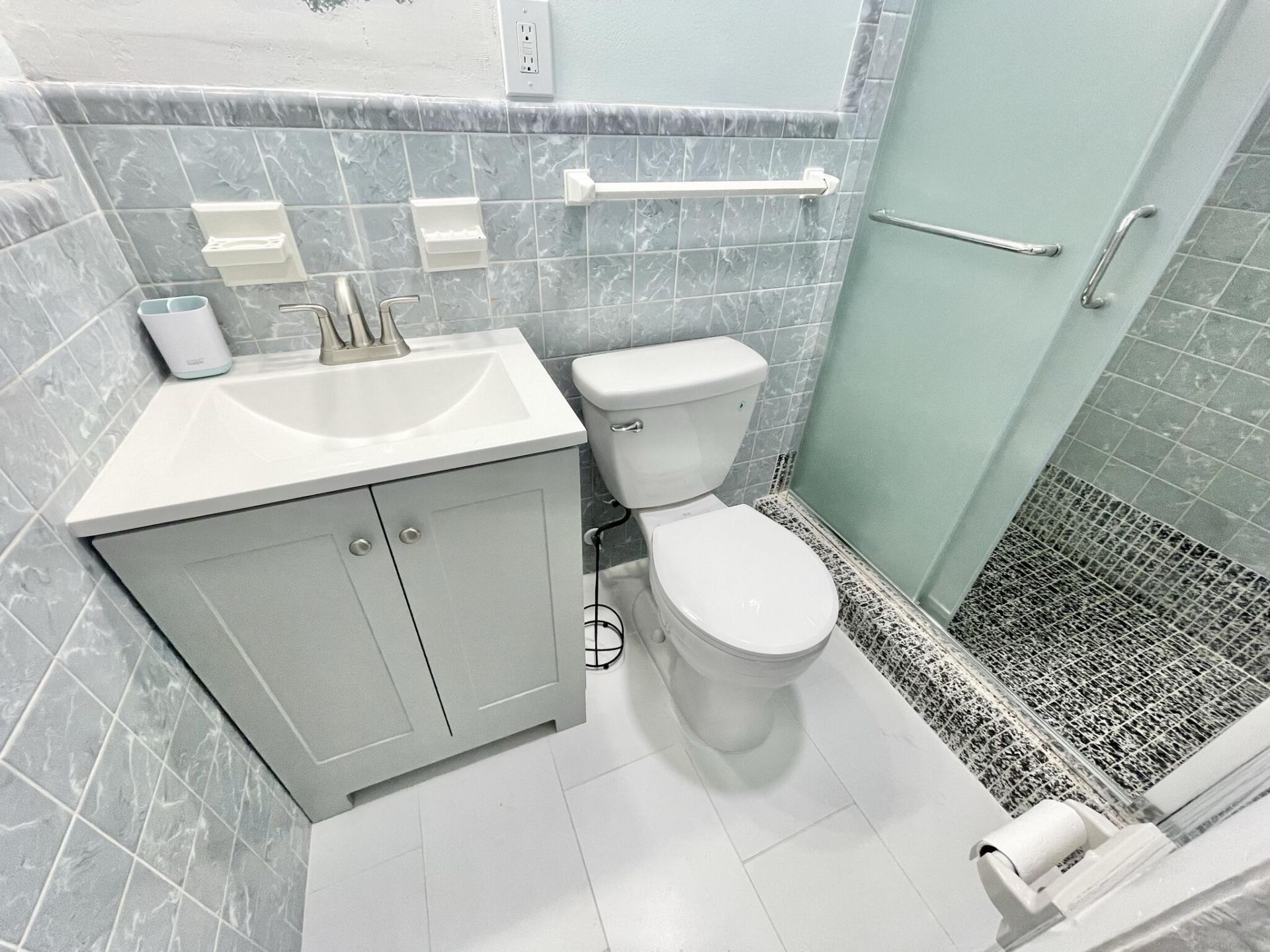 5630 Hollywood Boulevard, Hollywood, FL 33021 Photo