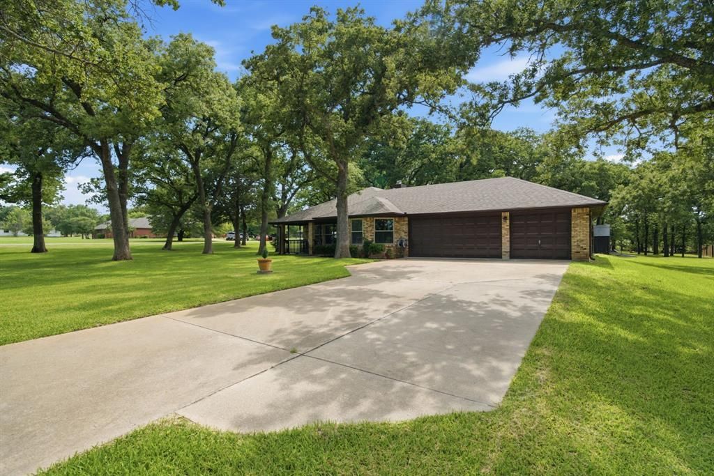 305 Bent Oak Road, Weatherford, TX 76086 Main Photo