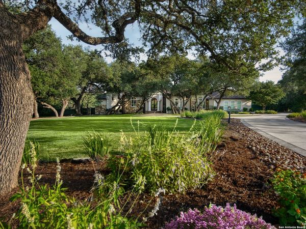 11118 ANAQUA SPGS, Boerne, TX 78006