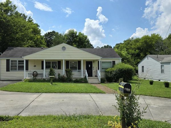 2011 Myrtle Avenue, Chattanooga, TN 37412