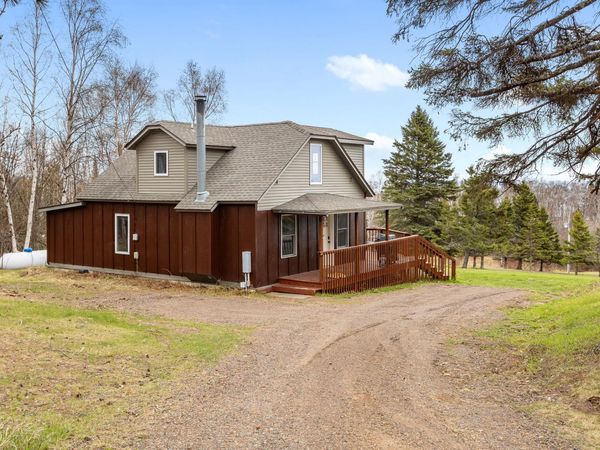 6076 Highway 61, Silver Bay, MN 55614