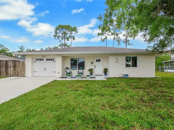2593 Poinciana ST , NAPLES, FL 34105