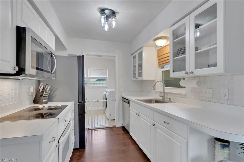 2593 Poinciana St , Naples, FL 34105 Photo