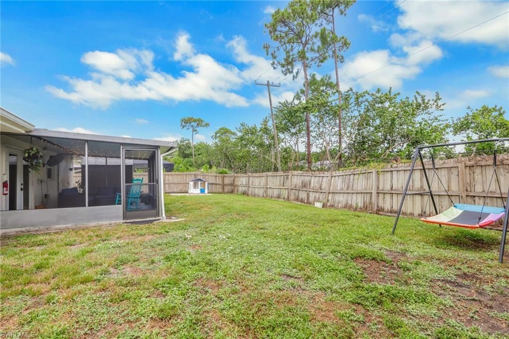 2593 Poinciana St , Naples, FL 34105 Photo