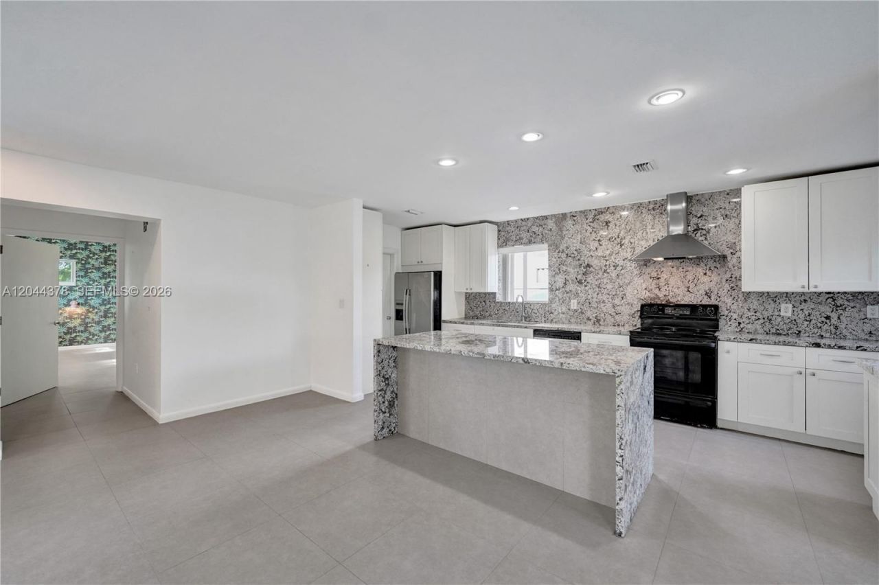 4311 Hayes St , Hollywood, FL 33021 Photo