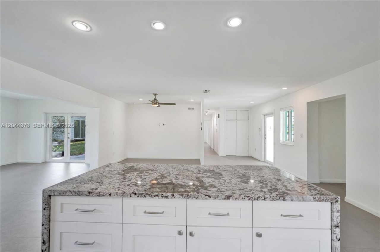4311 Hayes St , Hollywood, FL 33021 Photo