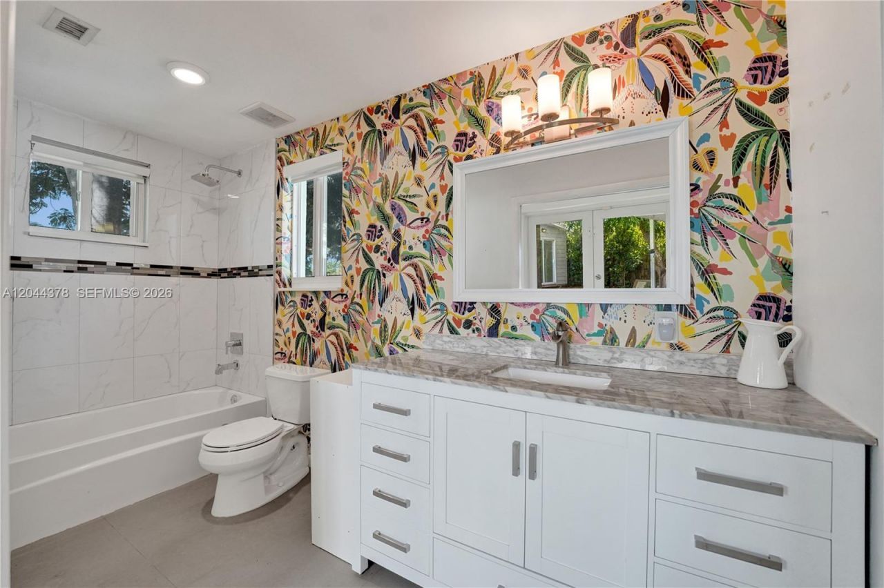 4311 Hayes St , Hollywood, FL 33021 Photo
