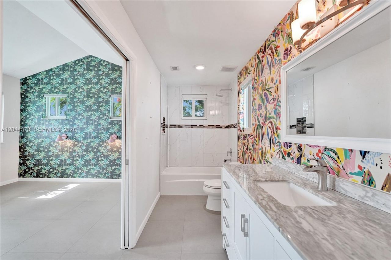 4311 Hayes St , Hollywood, FL 33021 Photo