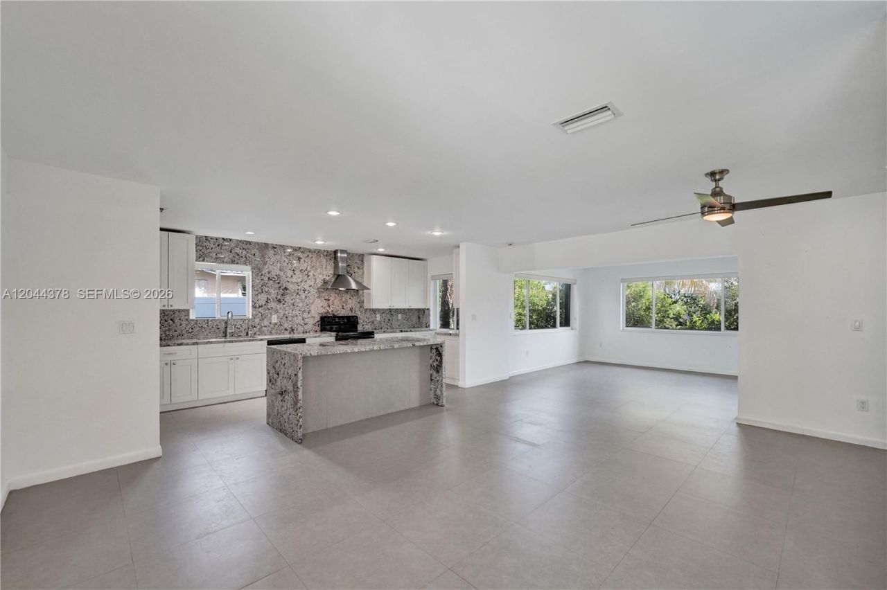 4311 Hayes St , Hollywood, FL 33021 Photo