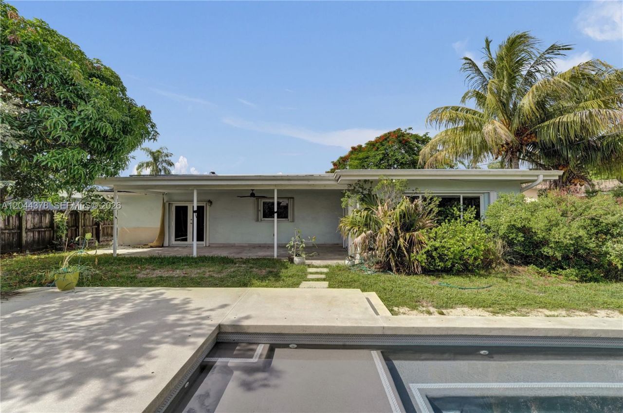 4311 Hayes St , Hollywood, FL 33021 Photo