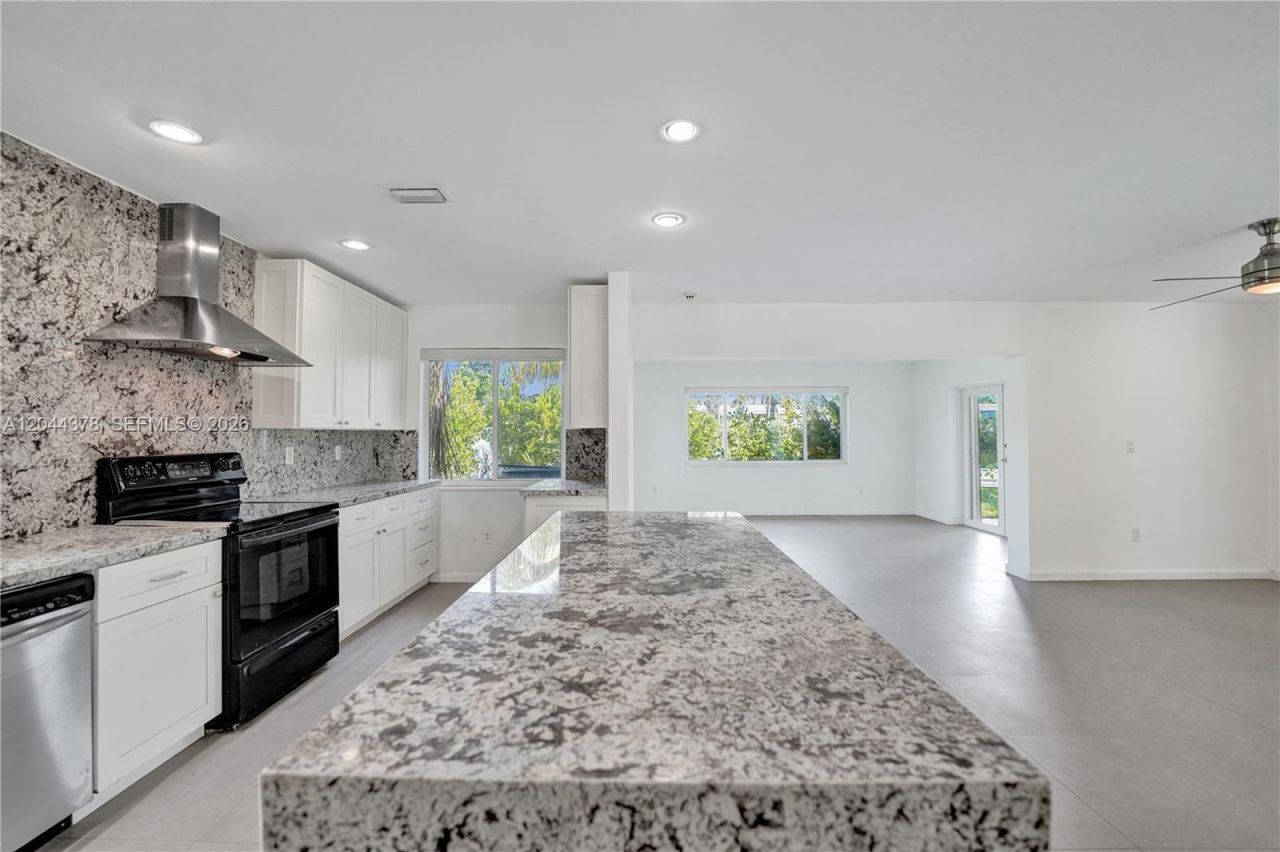 4311 Hayes St , Hollywood, FL 33021 Photo