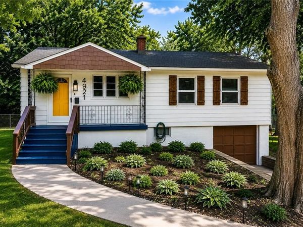 4921 N Garfield Avenue, Kansas City, MO 64118