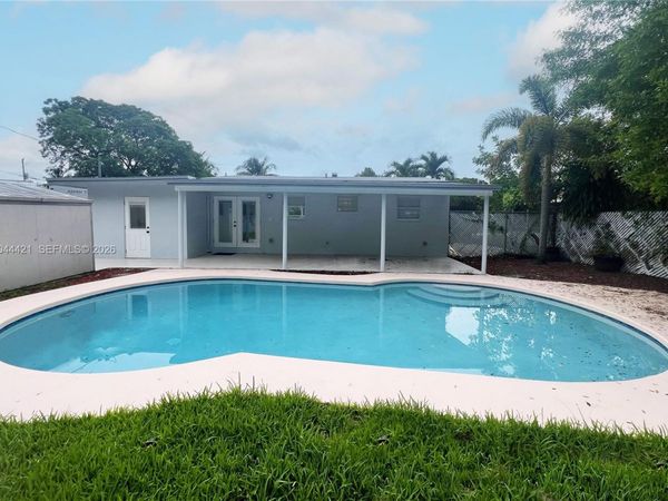 2679 NW 57th Ter , Margate, FL 33063