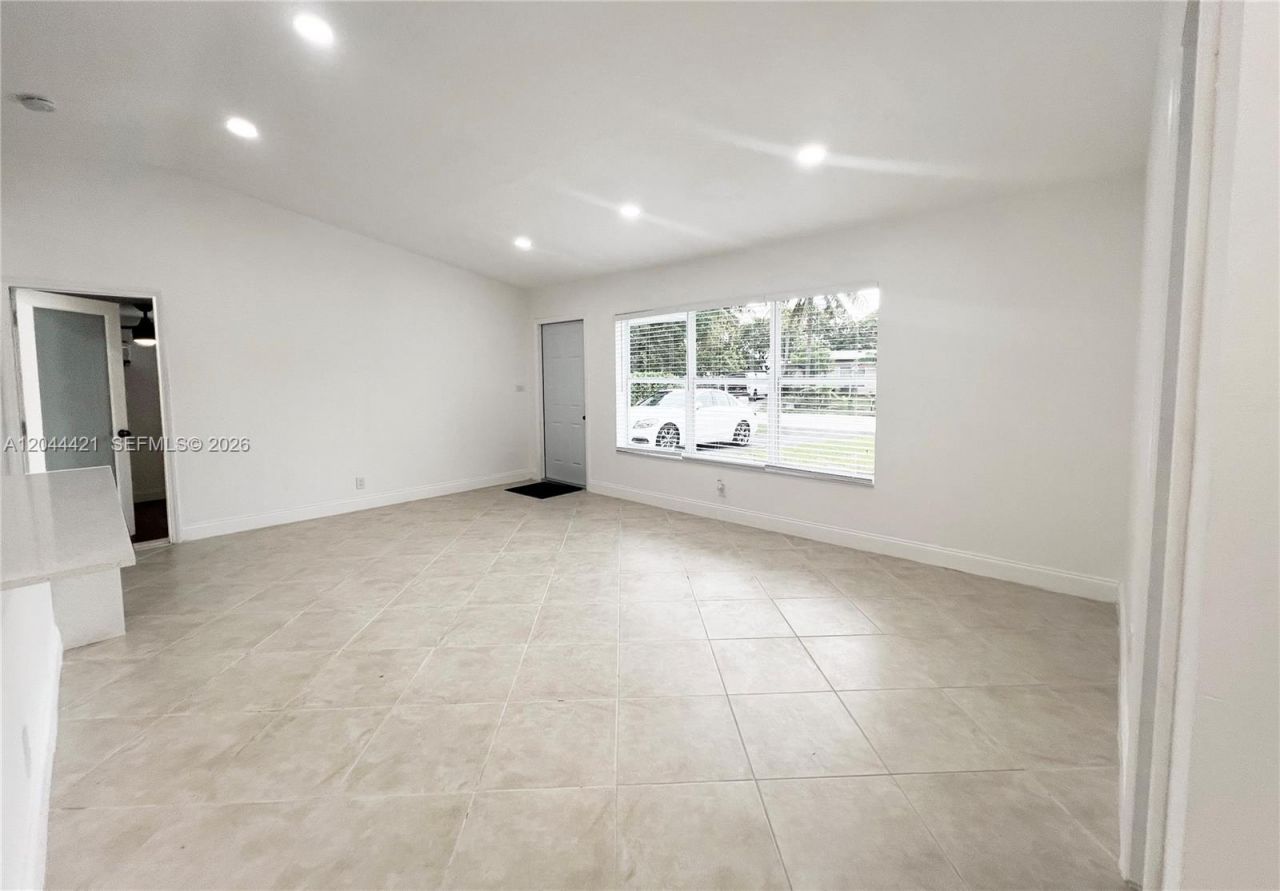 2679 NW 57th Ter, Margate, FL 33063 Photo