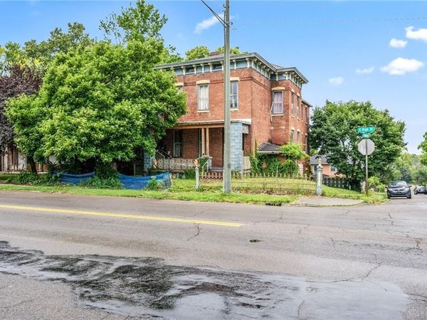 928 E High Street, Springfield, OH 45505