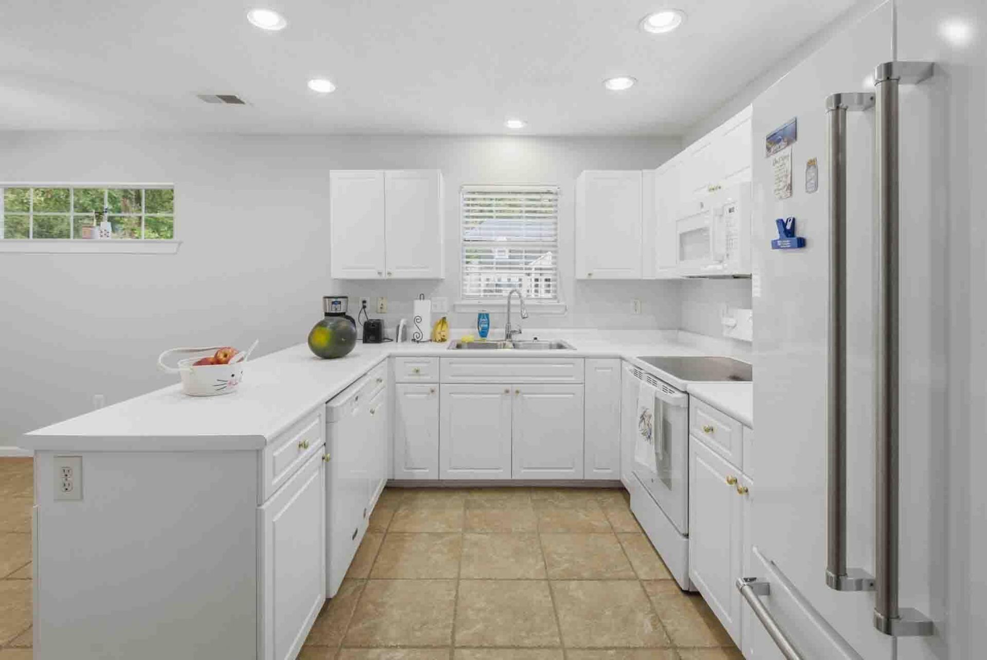 4897 Habersham Lane Photo 9