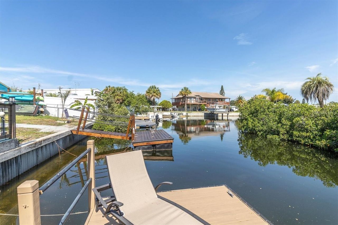 6629 Tower Drive, Hudson, FL 34667 Photo
