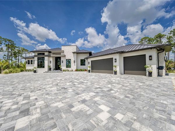 9240 FALCON COURT, VENICE, FL 34293